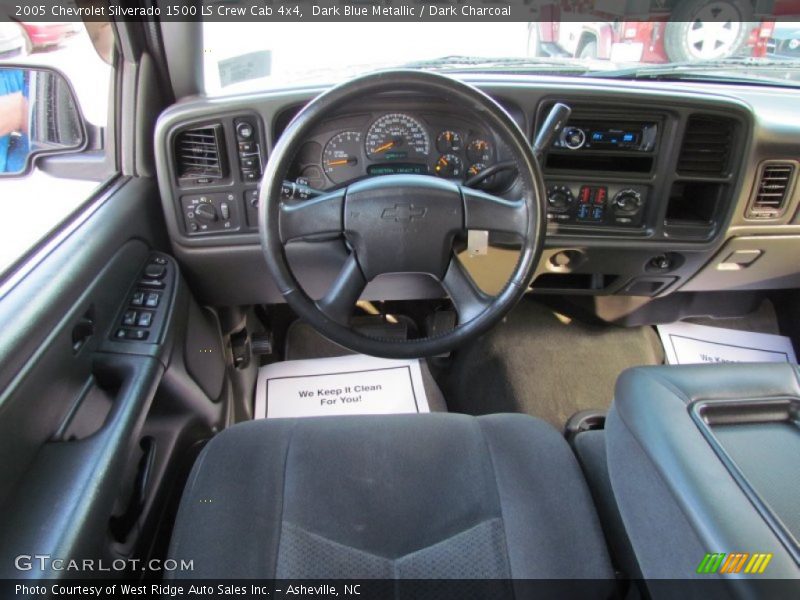 Dark Blue Metallic / Dark Charcoal 2005 Chevrolet Silverado 1500 LS Crew Cab 4x4