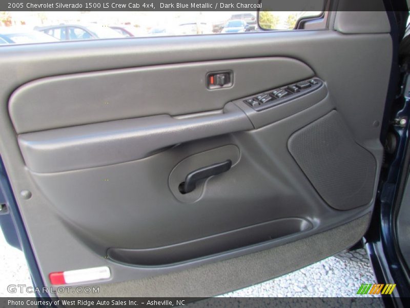 Dark Blue Metallic / Dark Charcoal 2005 Chevrolet Silverado 1500 LS Crew Cab 4x4