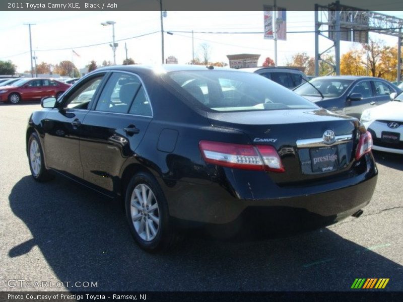 Black / Ash 2011 Toyota Camry XLE
