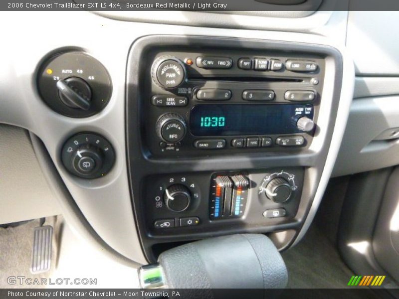 Bordeaux Red Metallic / Light Gray 2006 Chevrolet TrailBlazer EXT LS 4x4