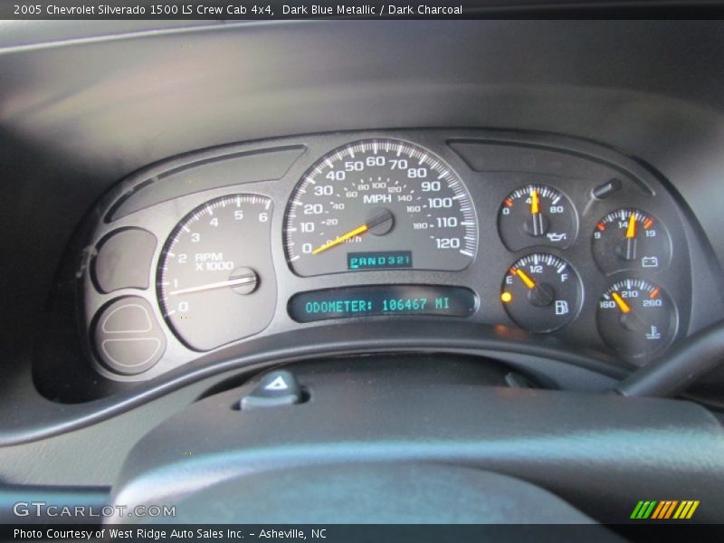 Dark Blue Metallic / Dark Charcoal 2005 Chevrolet Silverado 1500 LS Crew Cab 4x4