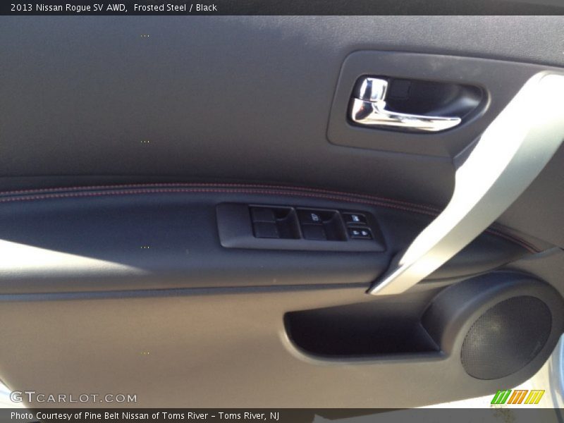 Frosted Steel / Black 2013 Nissan Rogue SV AWD