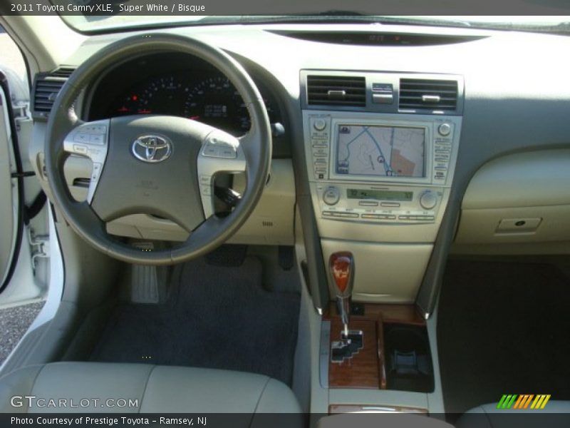 Super White / Bisque 2011 Toyota Camry XLE