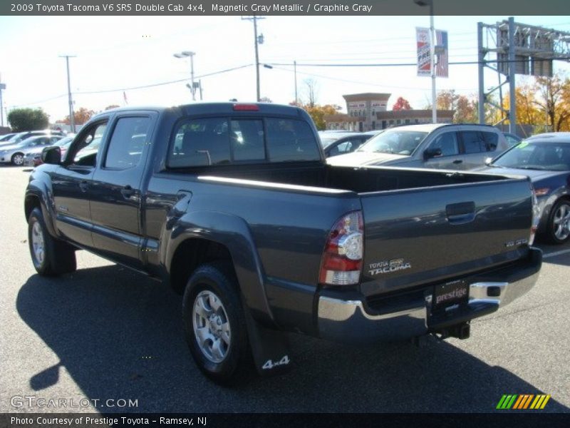 Magnetic Gray Metallic / Graphite Gray 2009 Toyota Tacoma V6 SR5 Double Cab 4x4