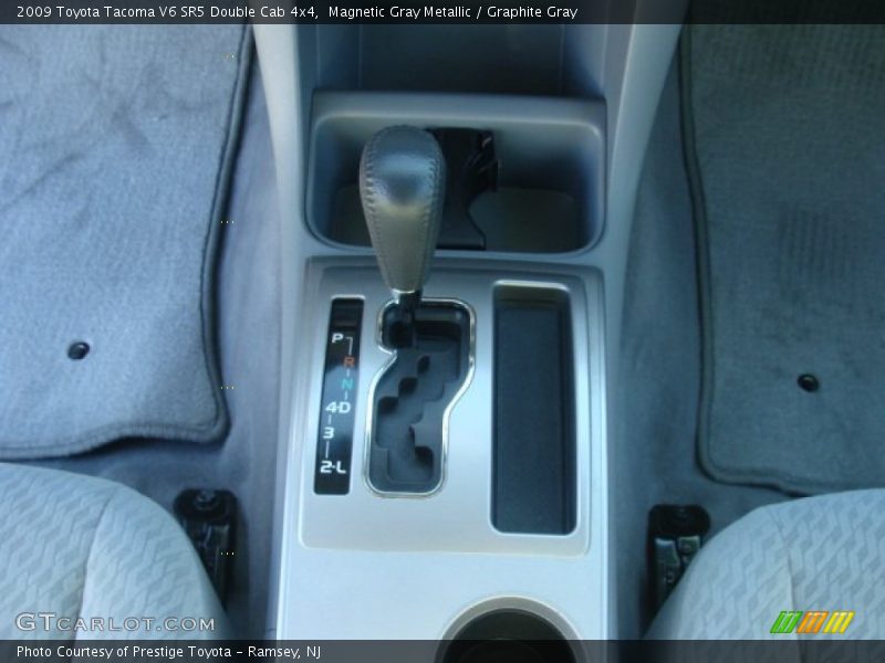 Magnetic Gray Metallic / Graphite Gray 2009 Toyota Tacoma V6 SR5 Double Cab 4x4
