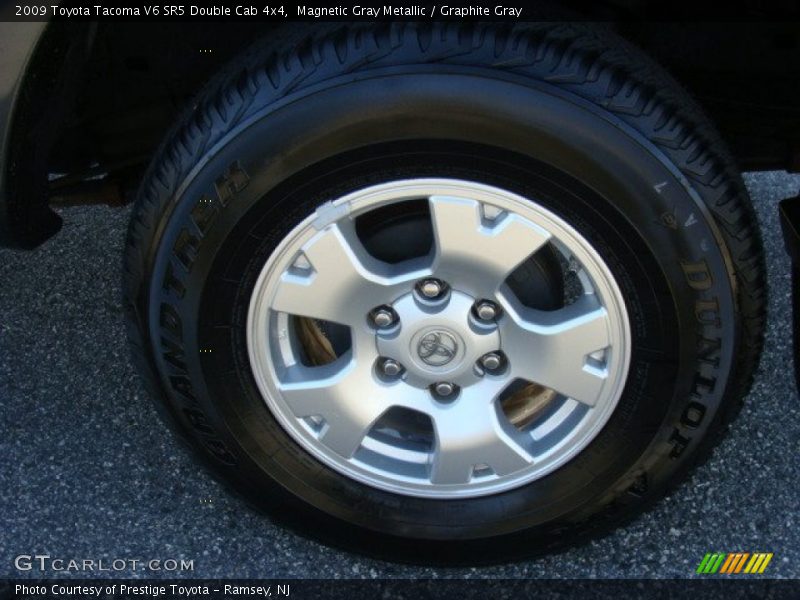 Magnetic Gray Metallic / Graphite Gray 2009 Toyota Tacoma V6 SR5 Double Cab 4x4