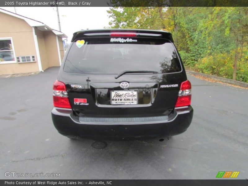Black / Gray 2005 Toyota Highlander V6 4WD