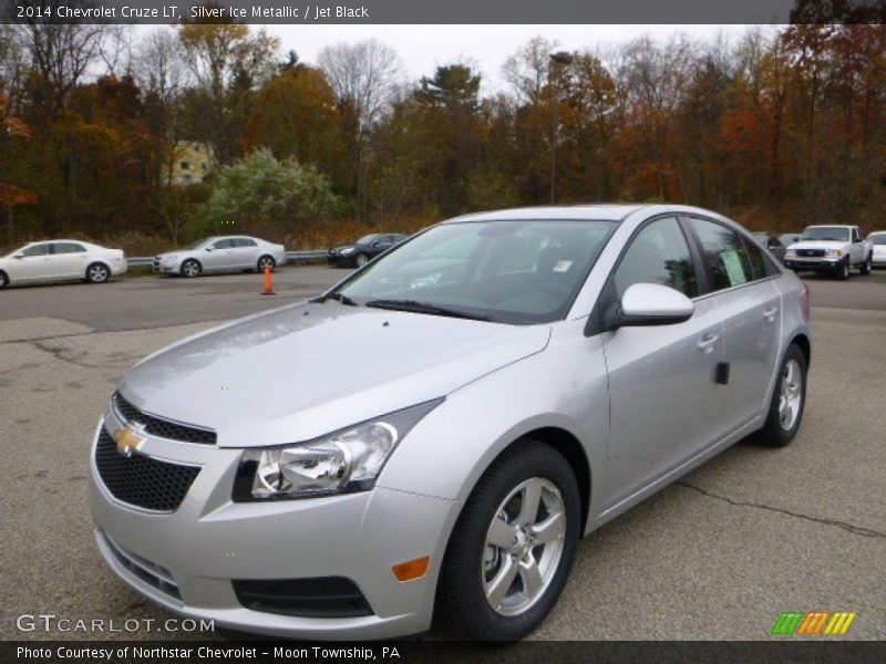 Silver Ice Metallic / Jet Black 2014 Chevrolet Cruze LT