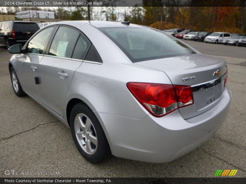 Silver Ice Metallic / Jet Black 2014 Chevrolet Cruze LT
