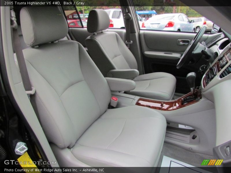 Black / Gray 2005 Toyota Highlander V6 4WD