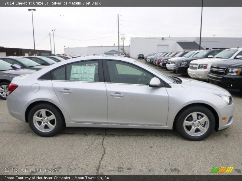 Silver Ice Metallic / Jet Black 2014 Chevrolet Cruze LT
