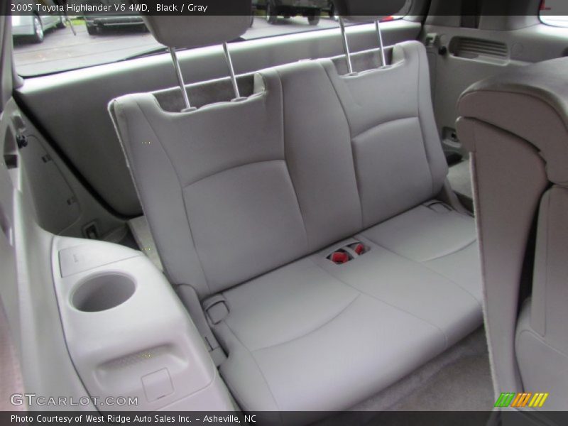 Black / Gray 2005 Toyota Highlander V6 4WD