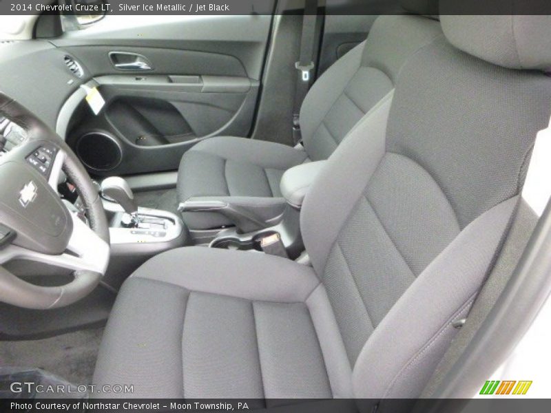 Silver Ice Metallic / Jet Black 2014 Chevrolet Cruze LT