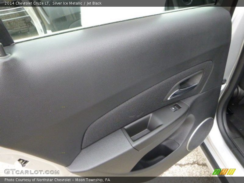 Silver Ice Metallic / Jet Black 2014 Chevrolet Cruze LT