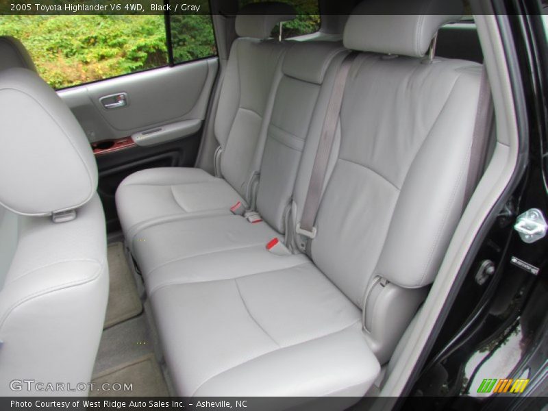 Black / Gray 2005 Toyota Highlander V6 4WD