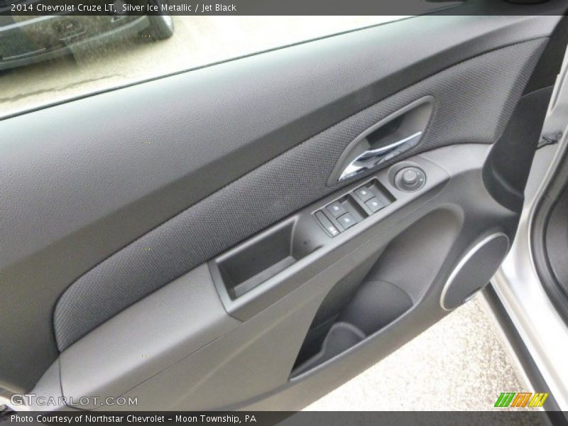 Silver Ice Metallic / Jet Black 2014 Chevrolet Cruze LT