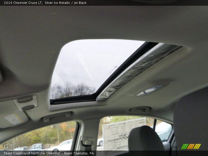 Silver Ice Metallic / Jet Black 2014 Chevrolet Cruze LT
