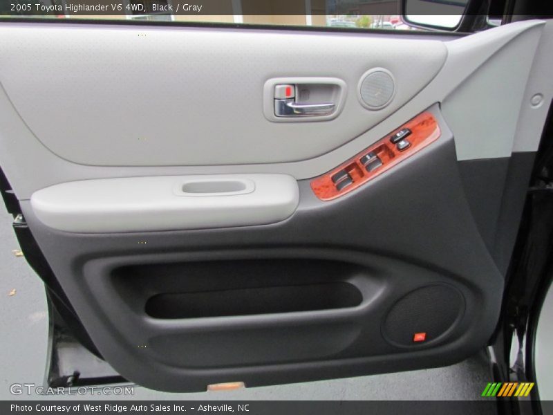 Black / Gray 2005 Toyota Highlander V6 4WD