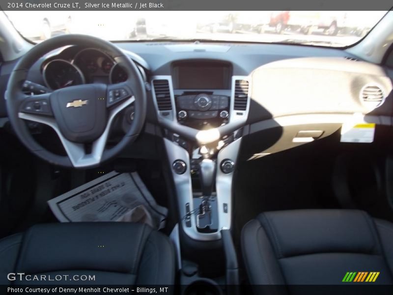Silver Ice Metallic / Jet Black 2014 Chevrolet Cruze LT