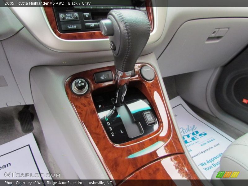 Black / Gray 2005 Toyota Highlander V6 4WD