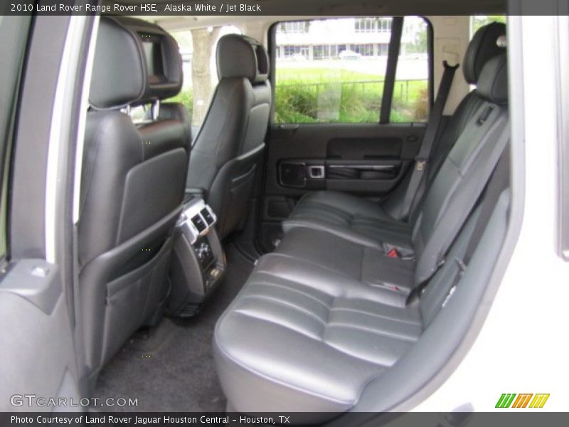 Alaska White / Jet Black 2010 Land Rover Range Rover HSE