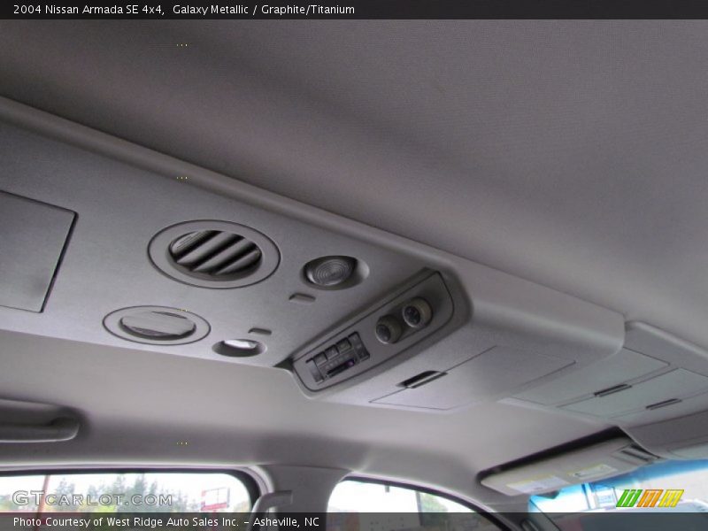 Galaxy Metallic / Graphite/Titanium 2004 Nissan Armada SE 4x4