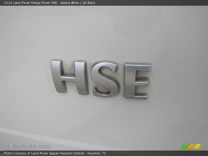 Alaska White / Jet Black 2010 Land Rover Range Rover HSE