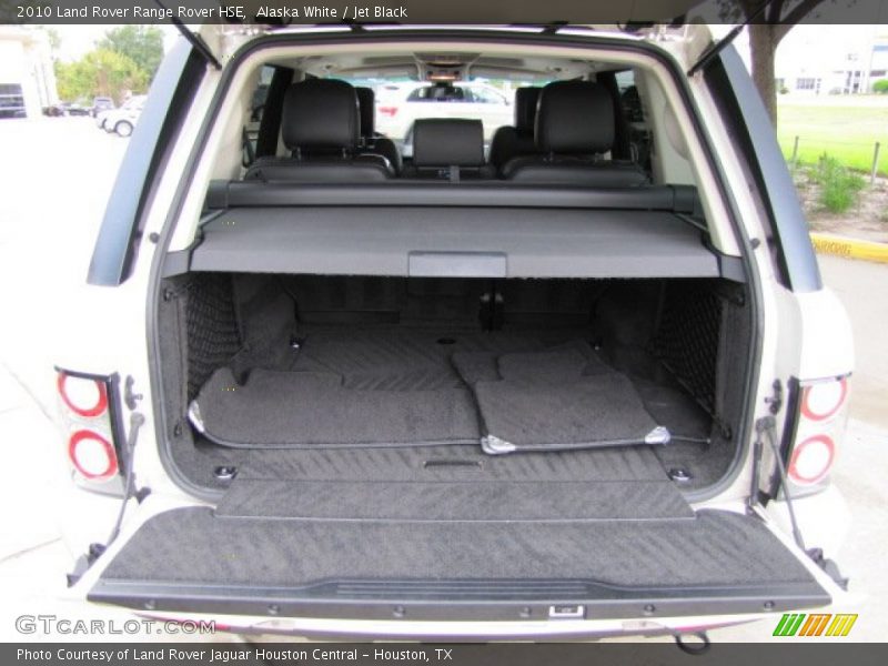 Alaska White / Jet Black 2010 Land Rover Range Rover HSE