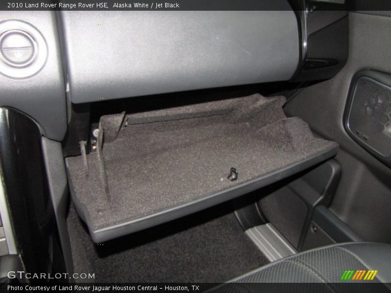 Alaska White / Jet Black 2010 Land Rover Range Rover HSE