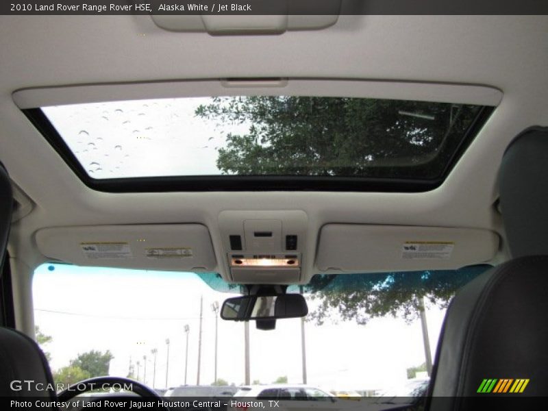 Alaska White / Jet Black 2010 Land Rover Range Rover HSE