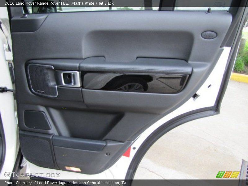 Alaska White / Jet Black 2010 Land Rover Range Rover HSE