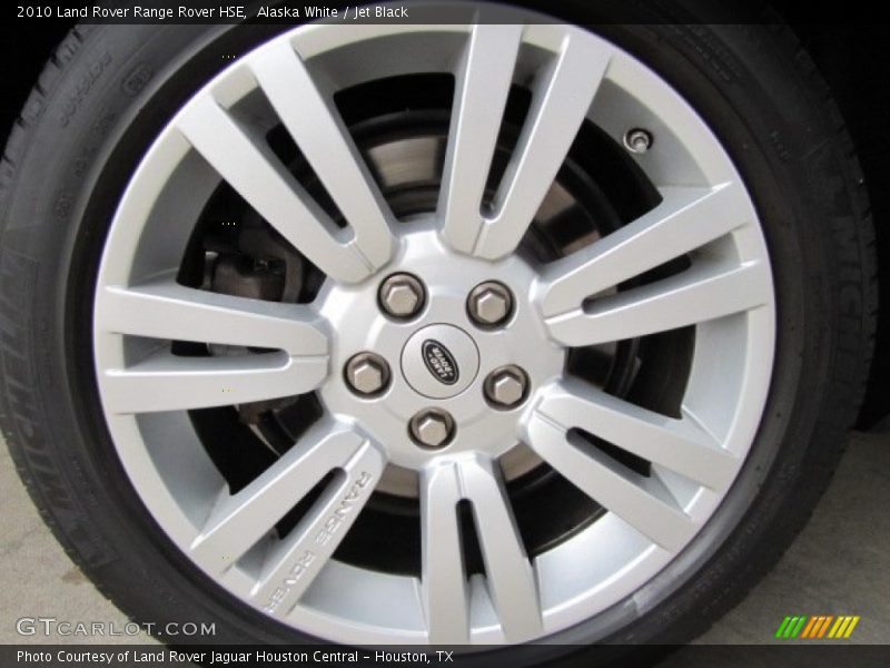 Alaska White / Jet Black 2010 Land Rover Range Rover HSE
