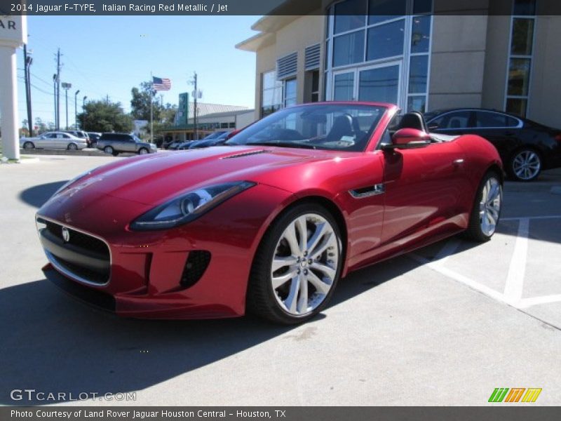 Front 3/4 View of 2014 F-TYPE 