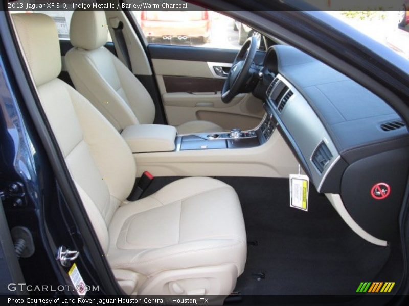 Indigo Metallic / Barley/Warm Charcoal 2013 Jaguar XF 3.0