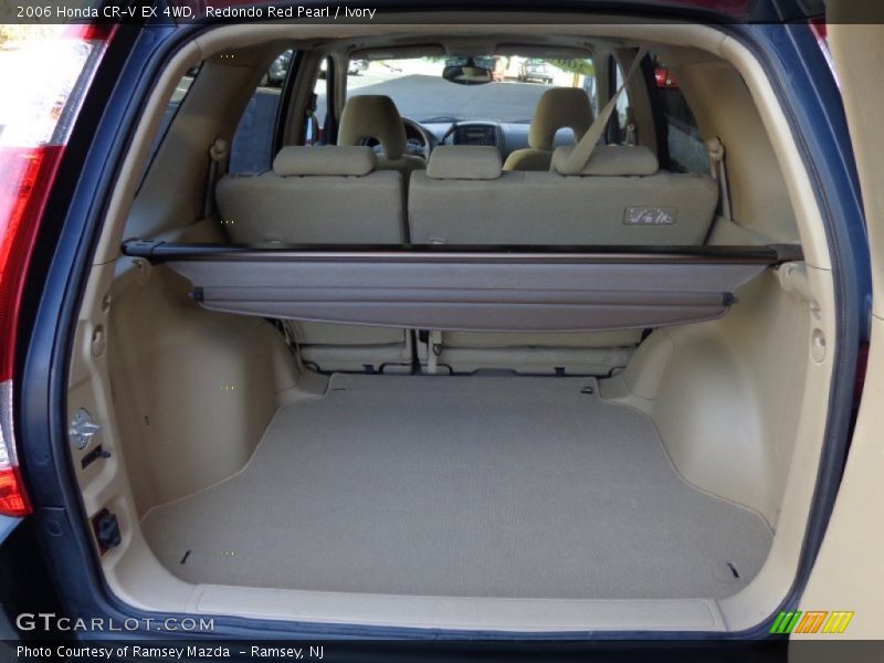 Redondo Red Pearl / Ivory 2006 Honda CR-V EX 4WD