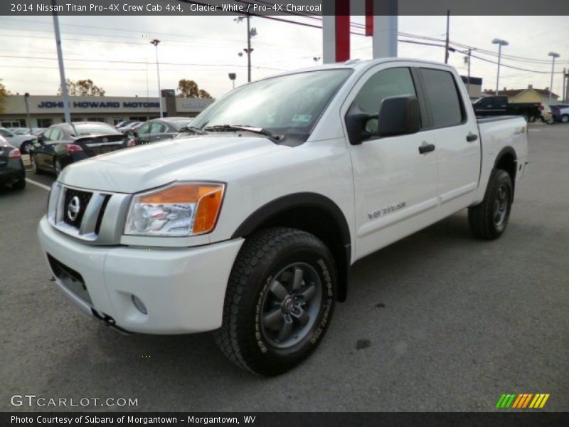 Front 3/4 View of 2014 Titan Pro-4X Crew Cab 4x4
