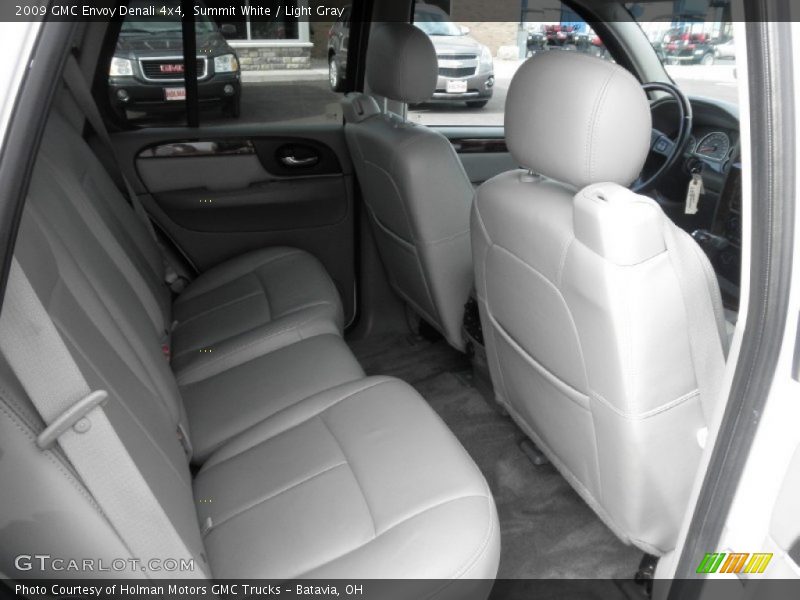 Summit White / Light Gray 2009 GMC Envoy Denali 4x4