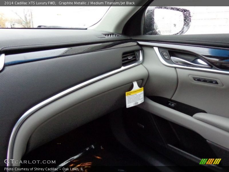 Graphite Metallic / Medium Titanium/Jet Black 2014 Cadillac XTS Luxury FWD