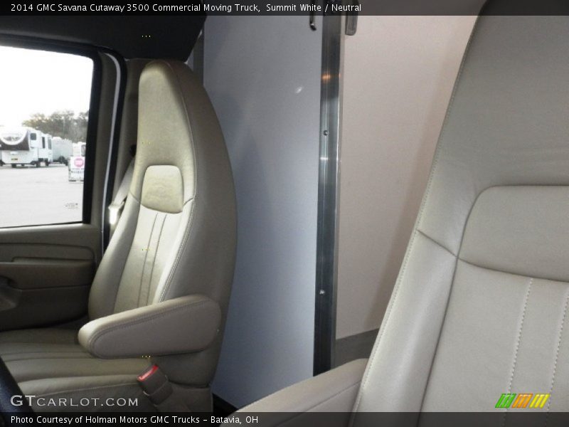 Summit White / Neutral 2014 GMC Savana Cutaway 3500 Commercial Moving Truck