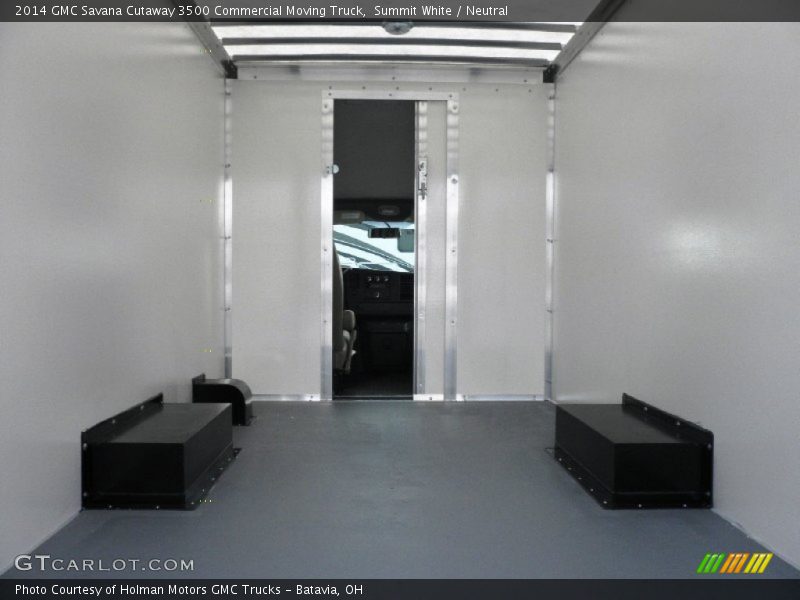 Summit White / Neutral 2014 GMC Savana Cutaway 3500 Commercial Moving Truck