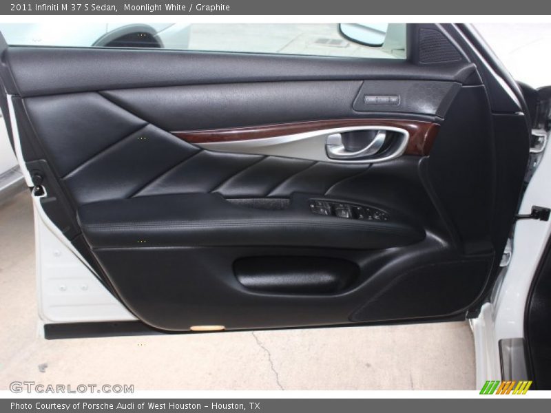 Moonlight White / Graphite 2011 Infiniti M 37 S Sedan