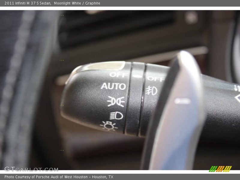 Moonlight White / Graphite 2011 Infiniti M 37 S Sedan