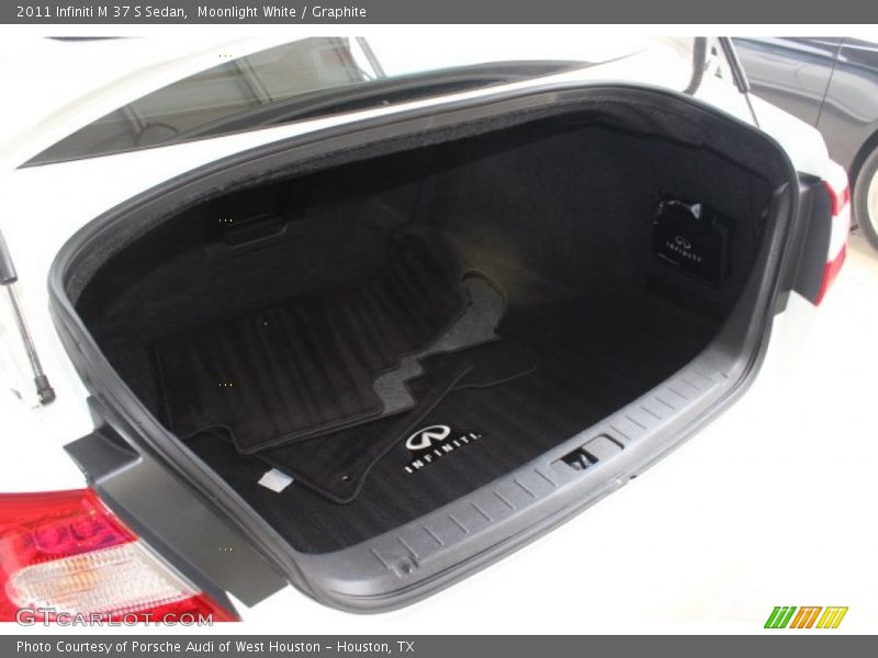 Moonlight White / Graphite 2011 Infiniti M 37 S Sedan