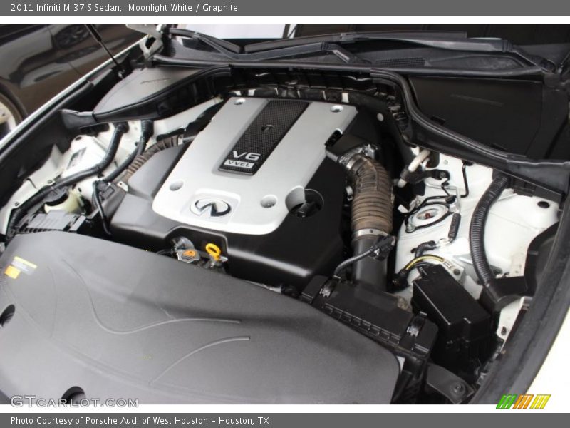 Moonlight White / Graphite 2011 Infiniti M 37 S Sedan