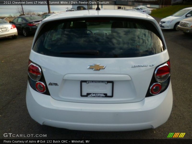 Summit White / Dark Pewter/Dark Titanium 2013 Chevrolet Sonic LT Hatch