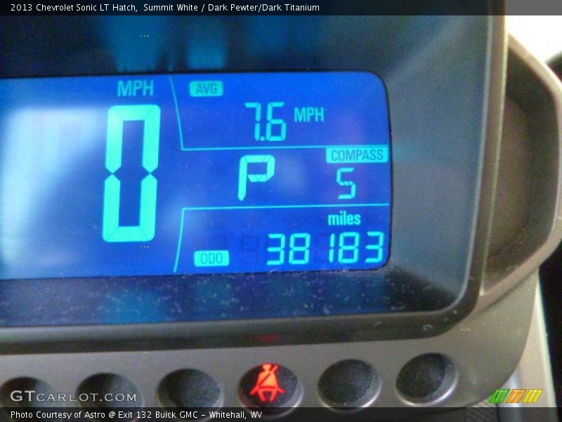 Summit White / Dark Pewter/Dark Titanium 2013 Chevrolet Sonic LT Hatch