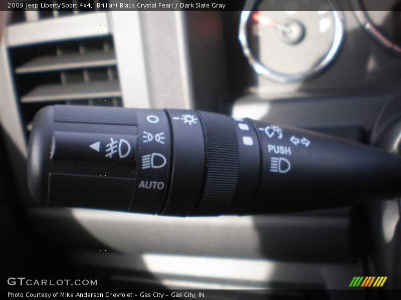 Brilliant Black Crystal Pearl / Dark Slate Gray 2009 Jeep Liberty Sport 4x4