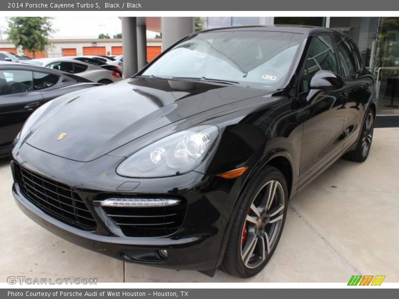 Front 3/4 View of 2014 Cayenne Turbo S