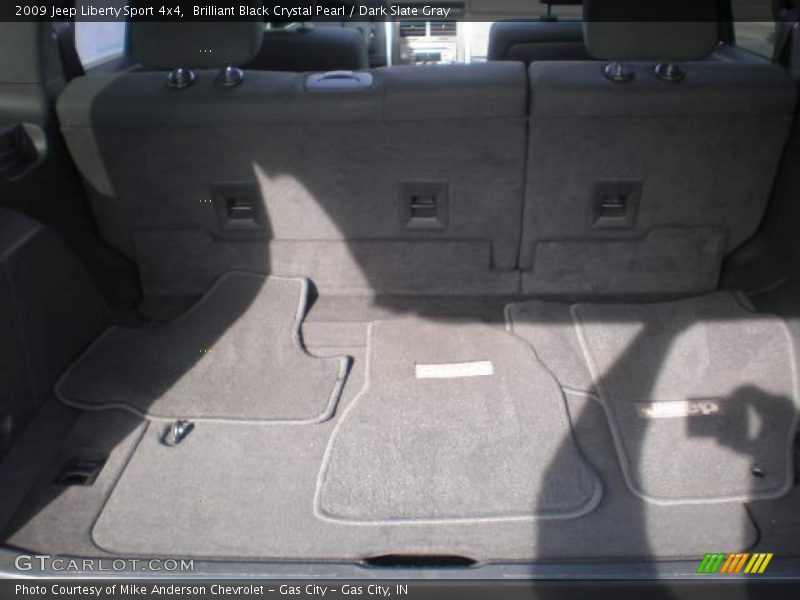 Brilliant Black Crystal Pearl / Dark Slate Gray 2009 Jeep Liberty Sport 4x4