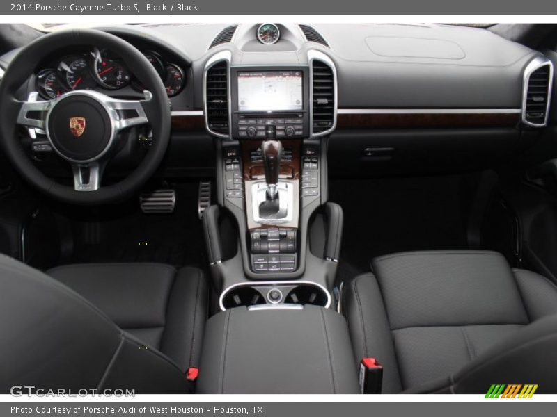 Dashboard of 2014 Cayenne Turbo S